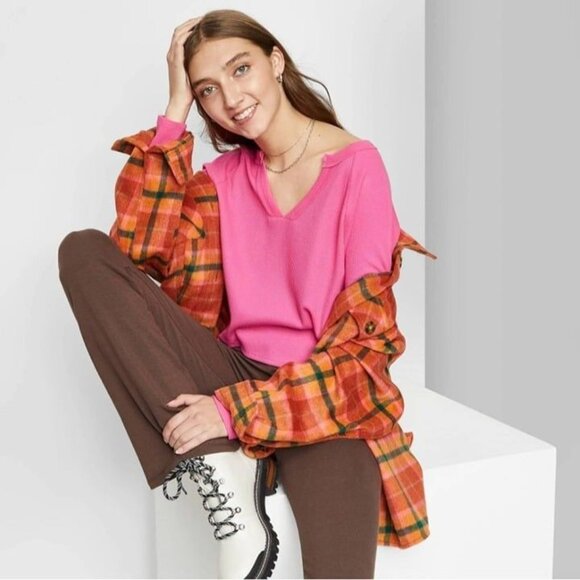 Wild Fable Women's Long Sleeve V-Neck Waffle Boxy T-Shirt Pink Medium - Picture 2 of 5